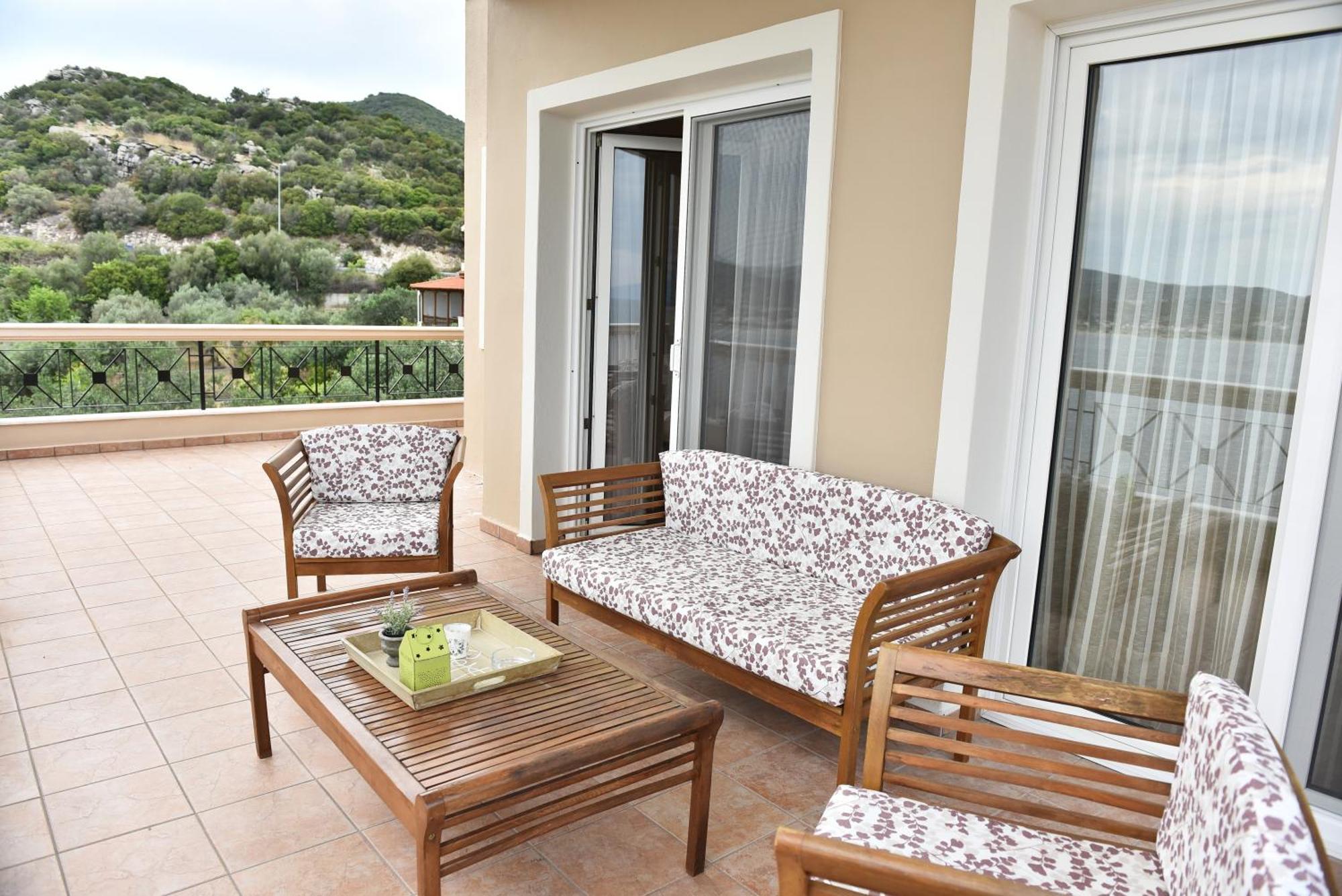 Palio Suites PalaiónTsiflíkion Exteriör bild
