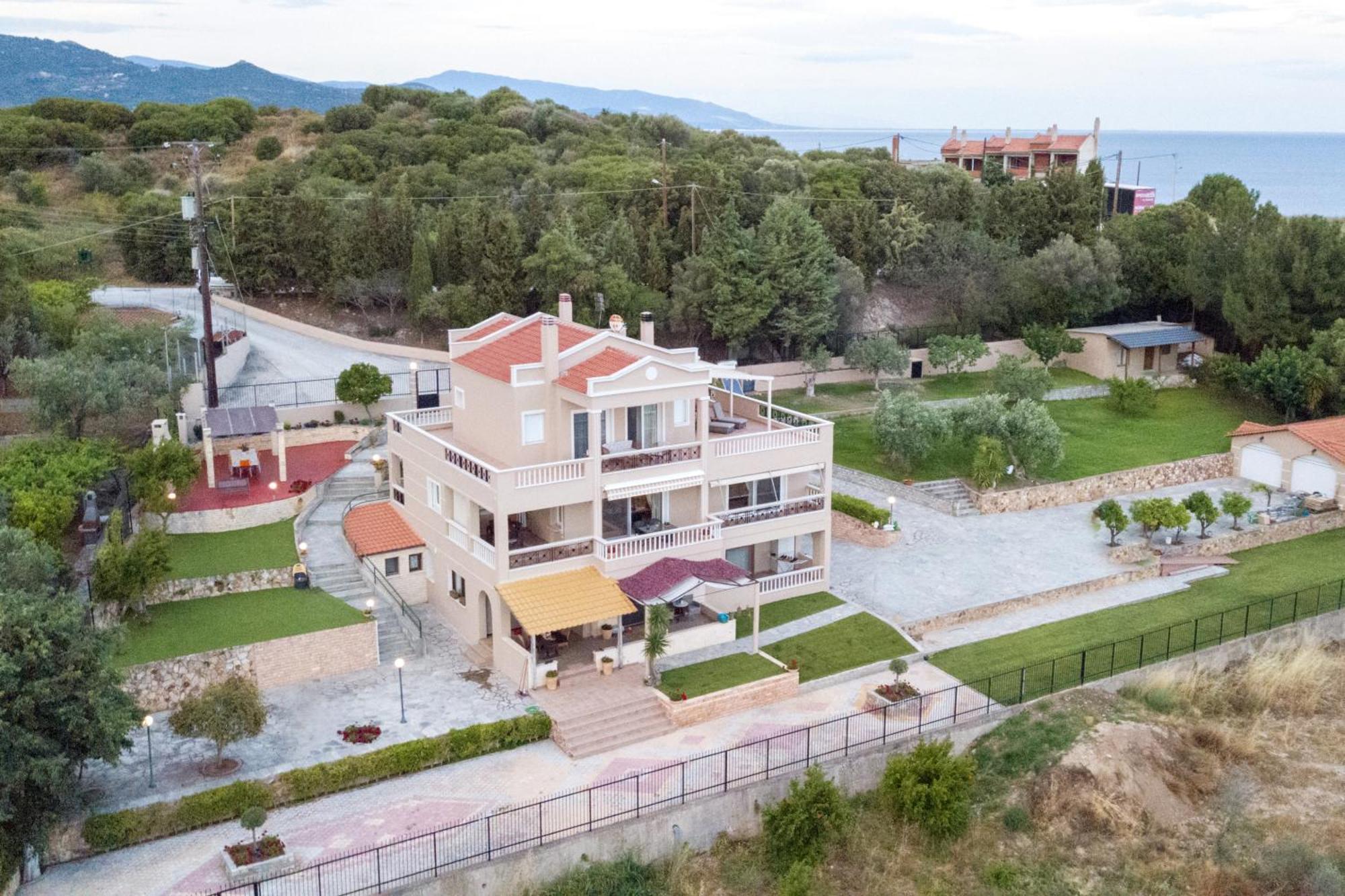 Palio Suites PalaiónTsiflíkion Exteriör bild
